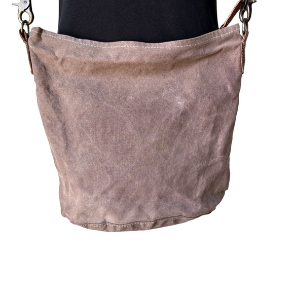 Myra Bag Tribal Hairon Leather Tapestry Crossbody Shoulder Bag - Picture 4 of 15